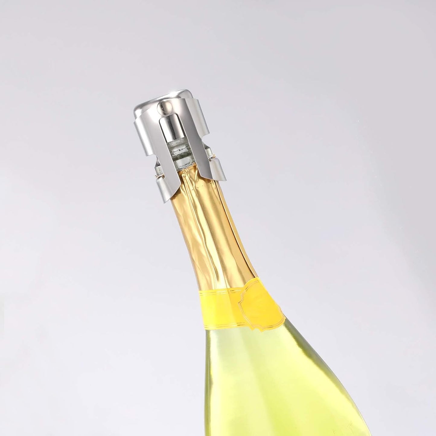OWO Champagne Bottle Stoppers Stainless Steel, Reusable Champagne Cork & Saver Stopper, Leak Proof Prosecco & Sparkling Wine Plug, Bubble Retention Protection(Silver, 2 Pack)