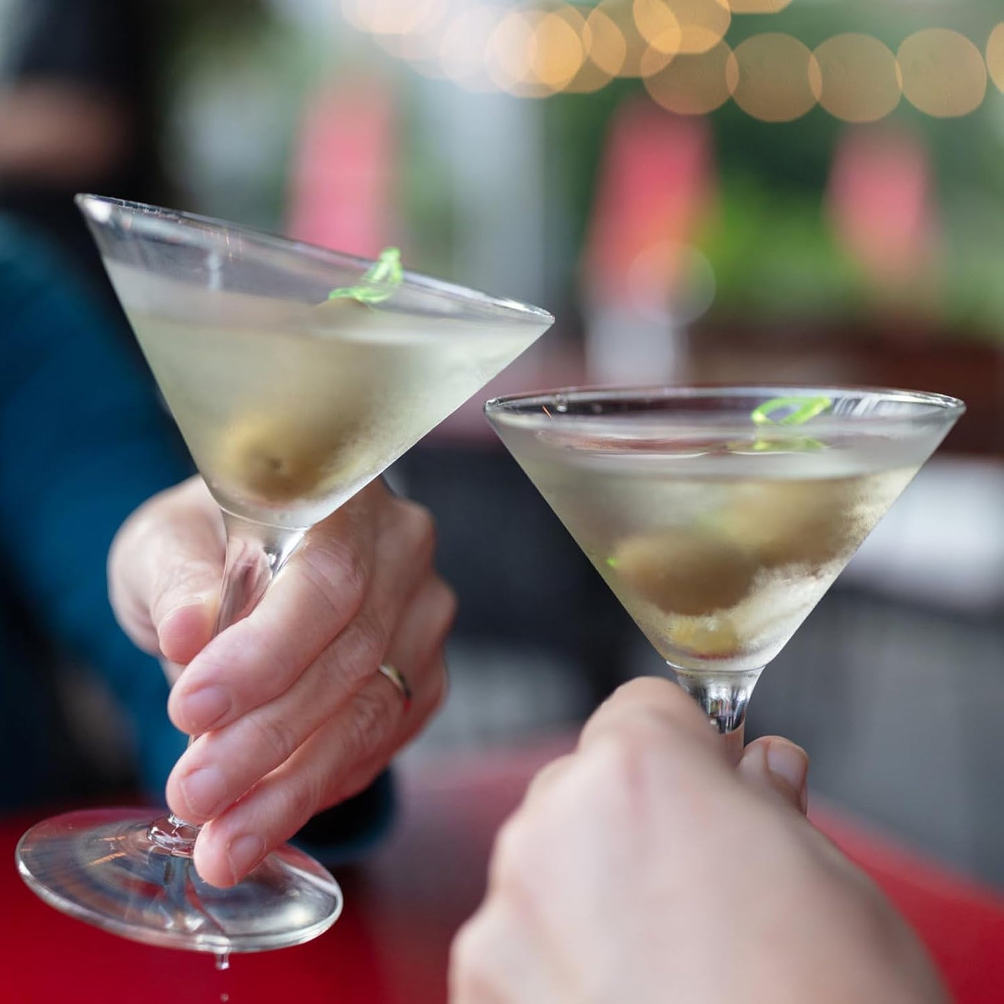PARACITY Martini Glasses Set of 2, Coupe Glasses, Hand Blown Premium Martini Glasses, Perfect for Cocktails, Martinis, Margaritas, Parties, Catering Boxes and Gifts(6 OZ/180ML)