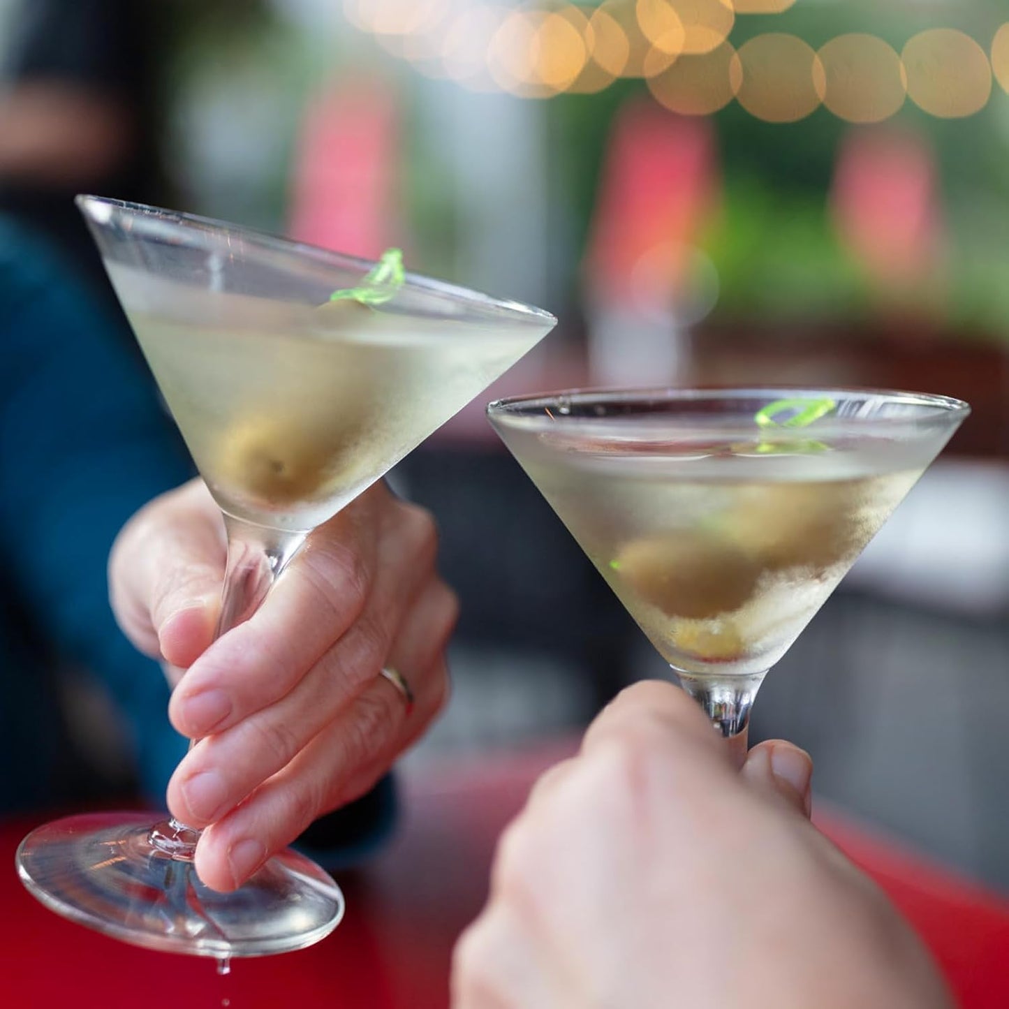 PARACITY Martini Glasses Set of 4, Coupe Glasses, Martini Glasses for Cocktails, Martinis, Margaritas, Parties (8OZ/240ML)