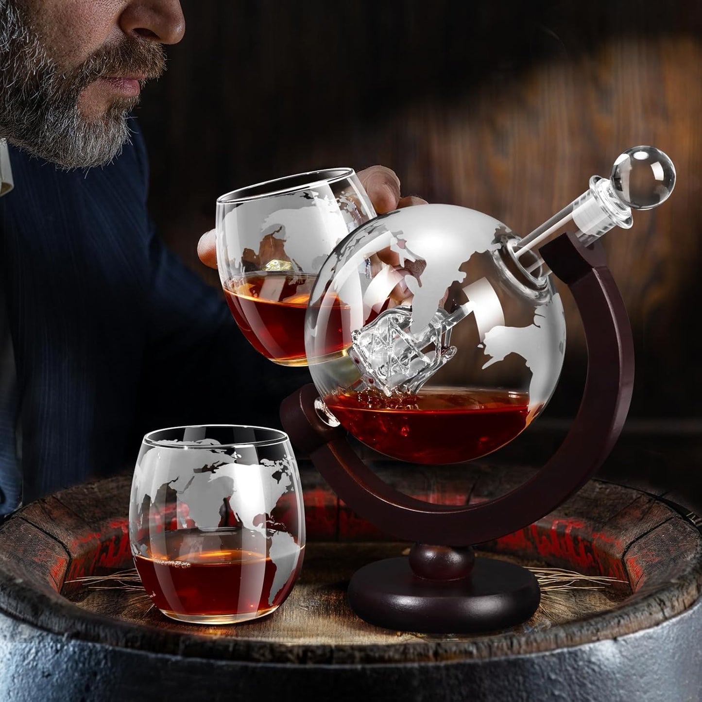 Whiskey Decanter Sets for Men, Whiskey Decanter Globe Set, Gifts for Men Dad Valentines Day with 2 Etched Globe Whisky Glasses for Liquor, Bourbon, Cocktails, Scotch liquor decanter Sets - 850ml