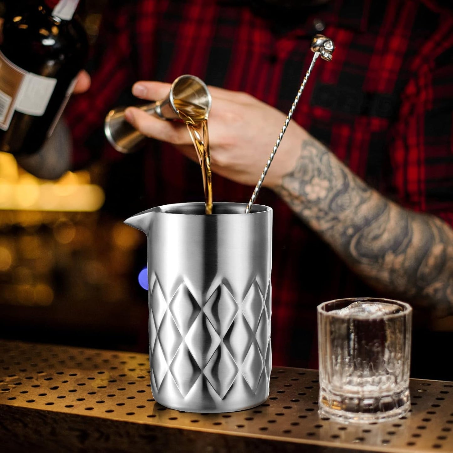 Nicunom Cocktail Mixing Glass, 18 Oz Stainless Steel Martini Stirring Glass, Double Walled Bar Mixing Pitcher, Cocktail Beaker, Seamless Glass Shaker With Weighted Bottom, Mixing Glass for Bartenders