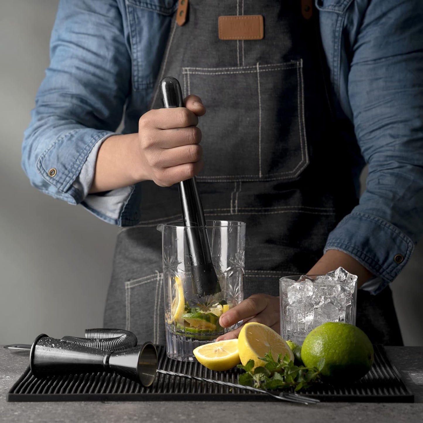 Homesetia Black Muddler for Cocktails - 10 Inch Professional Stainless Steel Muddler - Durable Cocktail Muddler Drink Smasher & Mojito Muddler - Wine Accessories Ideal Valentines Day Gifts for Him