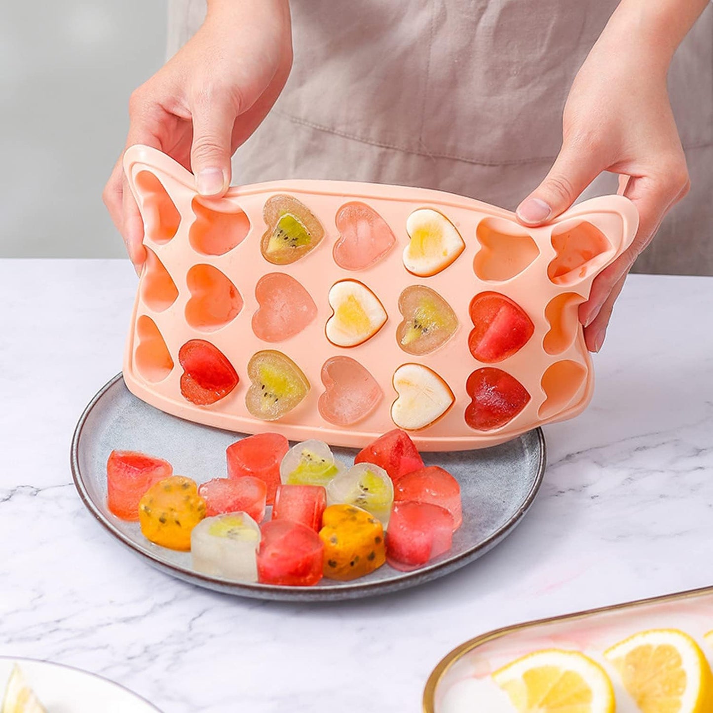 2 Pack Heart Shpaed Ice Cube Trays with Lids and Bins Ice Molds with Ice Storage Box, 48 Holes Silicone Heart Ice Cube Tray for Whiskey Cocktail Fun Shapes Cubes, with Lids & Bins