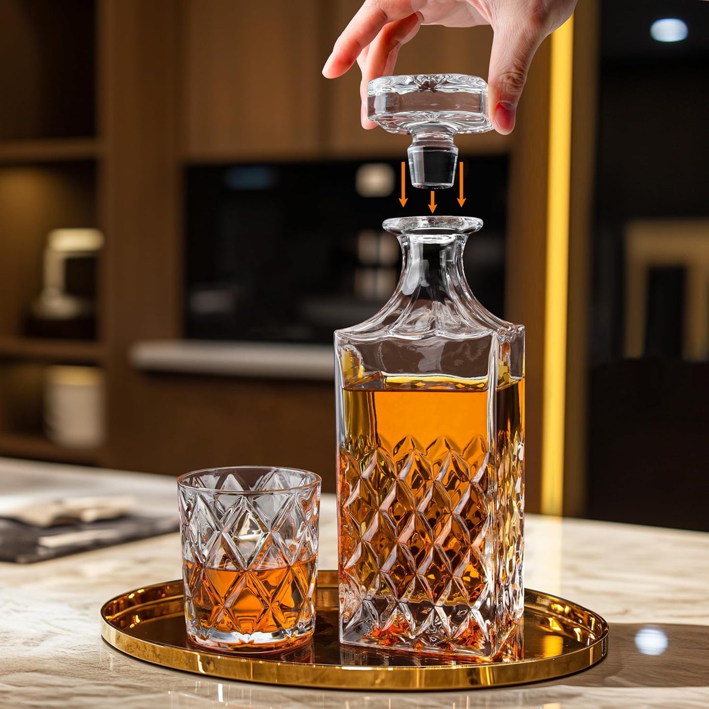 LIGHTEN LIFE Whiskey Decanter Set, Italian Crystal Decanter with 4 Whiskey Glasses in Gift Box - Bourbon Decanter for Scotch, Liquor - Birthday, Anniversary Bourbon Gifts for Men, Dad, Husband