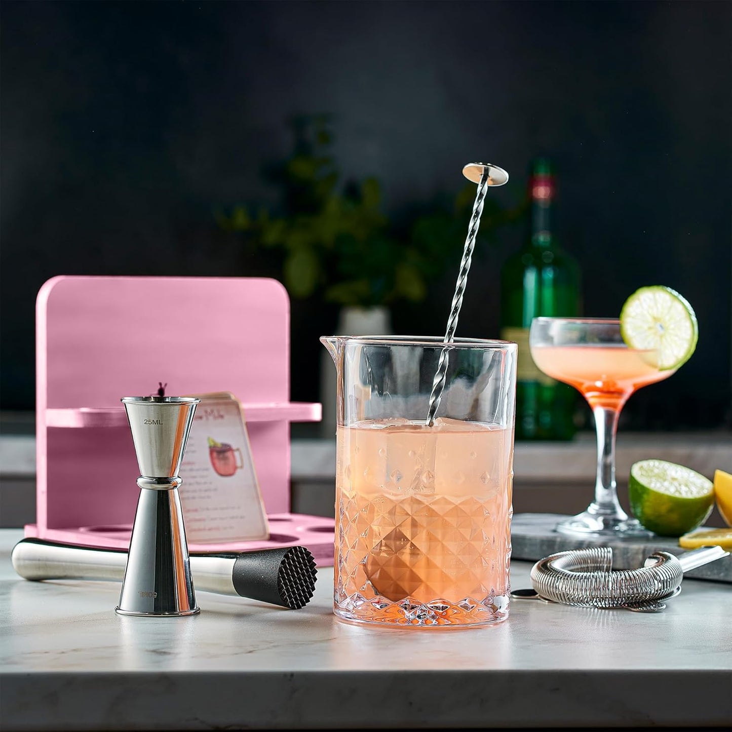 Mixeries Crystal Cocktail Mixing Glass Set with Bamboo Stand - 22 Oz 650ml - Thick and Sturdy Bottom, Durable and Seamless Design with Bar Accessories, Pink