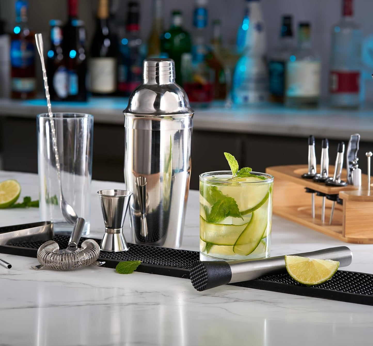 Cocktail Shaker Set - 17 Piece Stainless Steel Mixology Bartender Kit, Drink Martini Shaker, Home Bar Accessories, Cocktail Kit, Stainless Steel Bar Set, Shakers Bartending