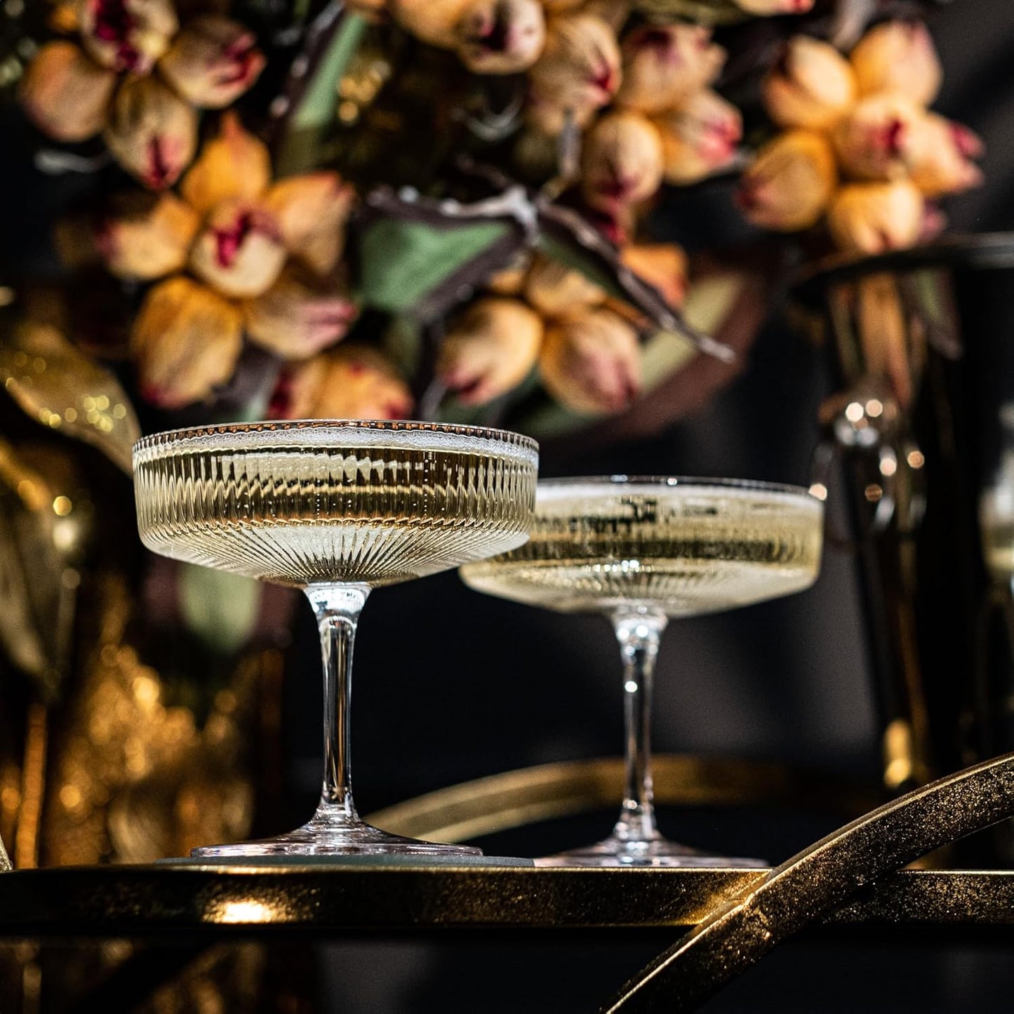 Vintage Art Deco Coupe Glasses | Set of 4 | 7 oz Classic Cocktail Glassware for Champagne, Martini, Manhattan, Cosmopolitan, Sidecar | Crystal Speakeasy Style Saucer Goblets with Stems