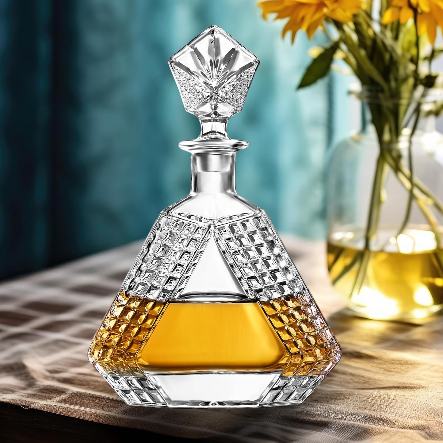 Triangle Whiskey Decanter 650ml – Premium Glass Liquor Decanter with Solid Glass Stopper, Stylish Barware for Bourbon, Scotch & Spirits, Gift-Ready Packaging, Gift for Husband or Her