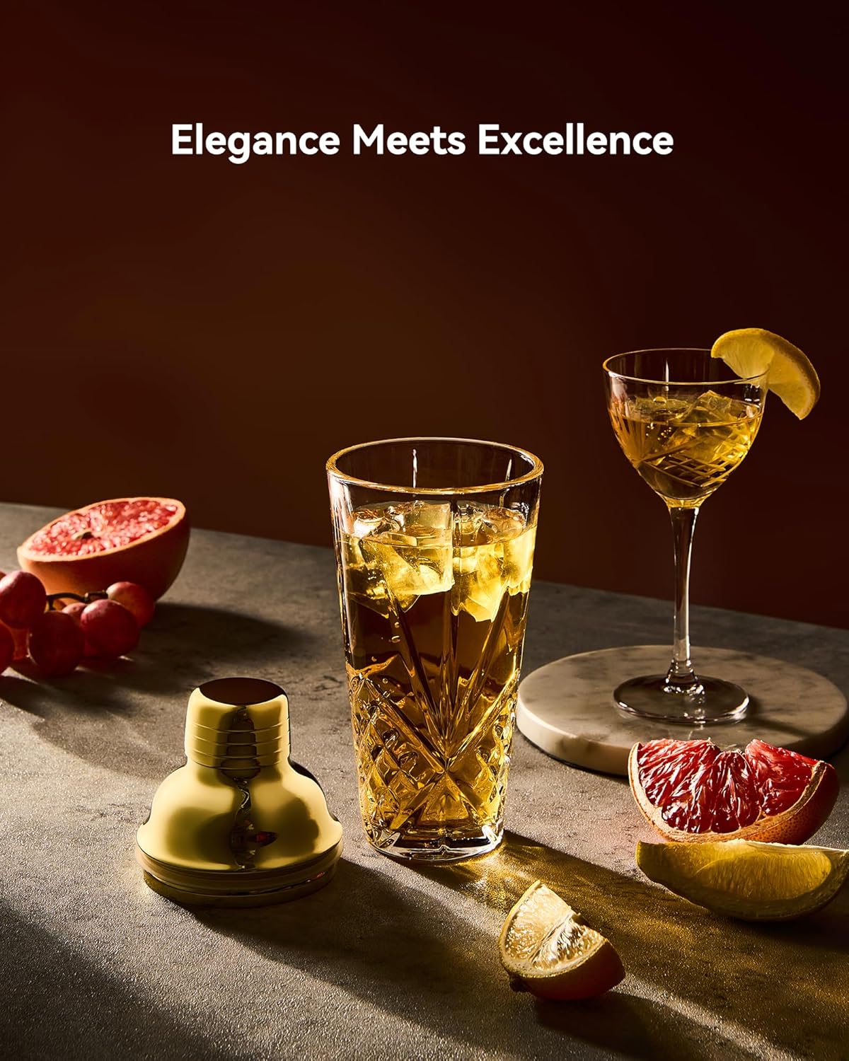 15oz Gold Lid Crystal Cocktail Shaker, Lead-Free Glass with #304 Steel Strainer, Leak-Proof Barware for Home Bartenders